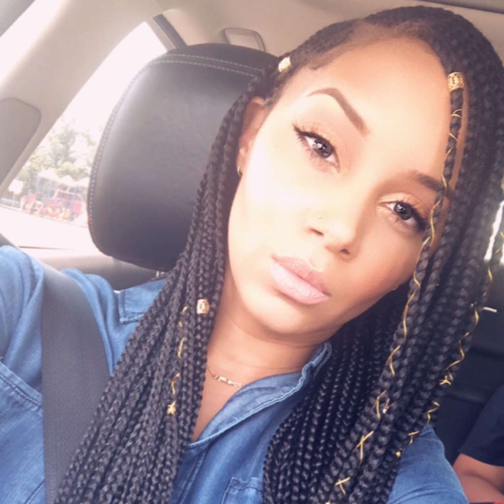 Meet your Posher, Timika